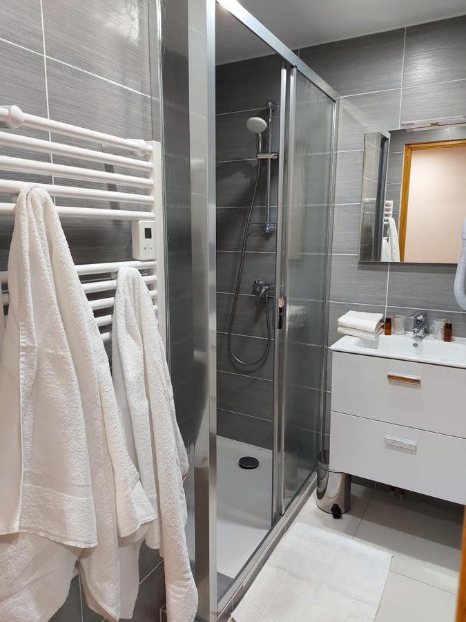 Hotel La Montagne Fleurie Barèges Eksteriør billede